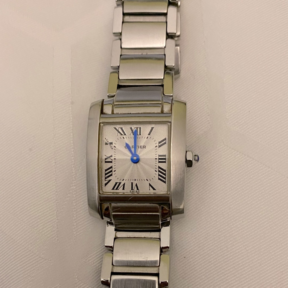 Nice Cartier tank womens